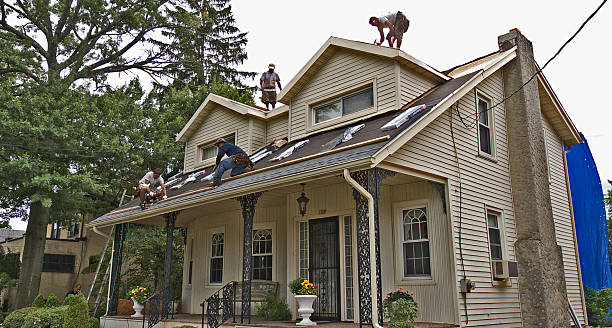 Best Commercial Roofing Services  in Marinette, WI